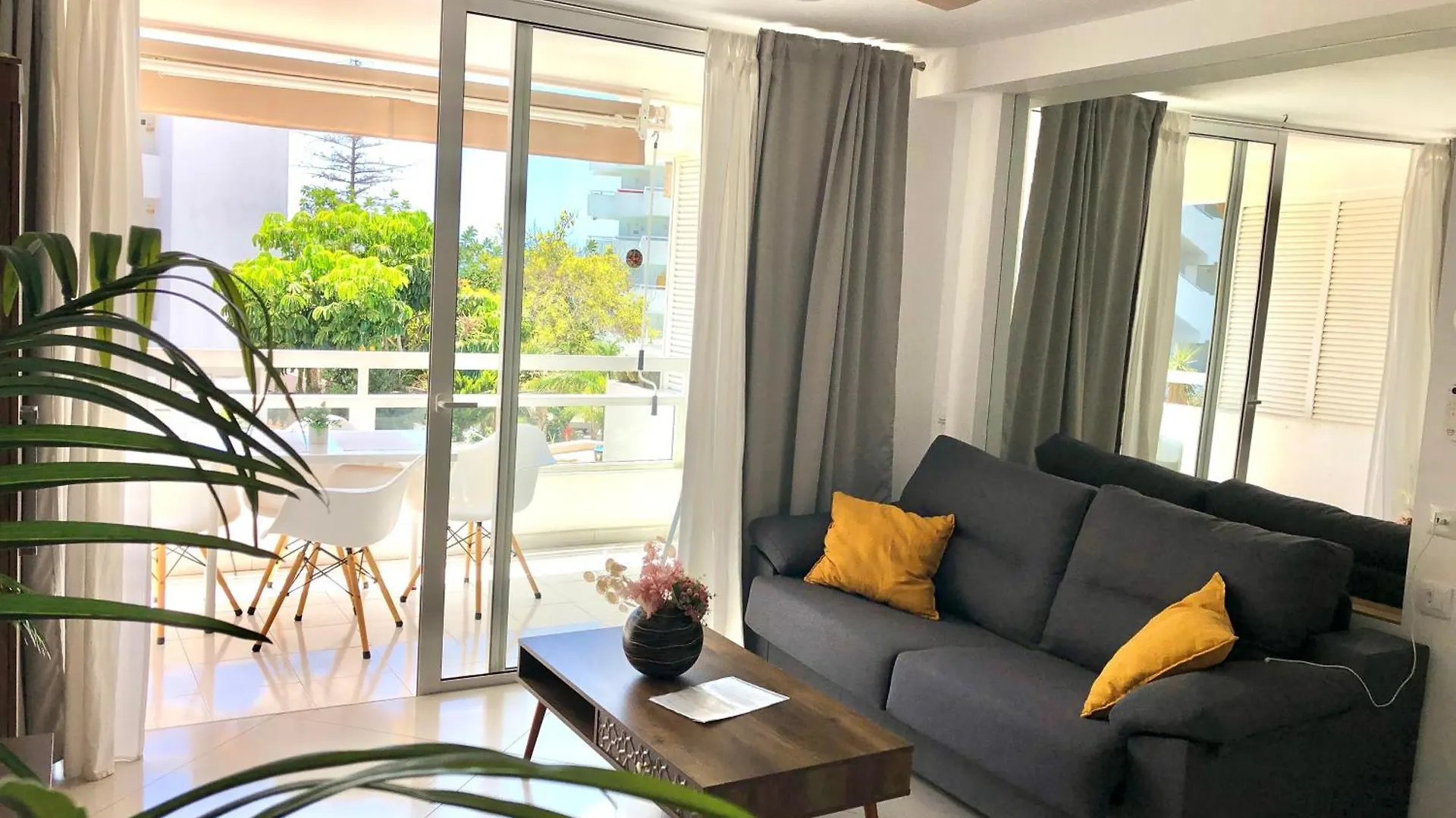 Apartament In Costa Adeje Playa De Las Americas Casanico